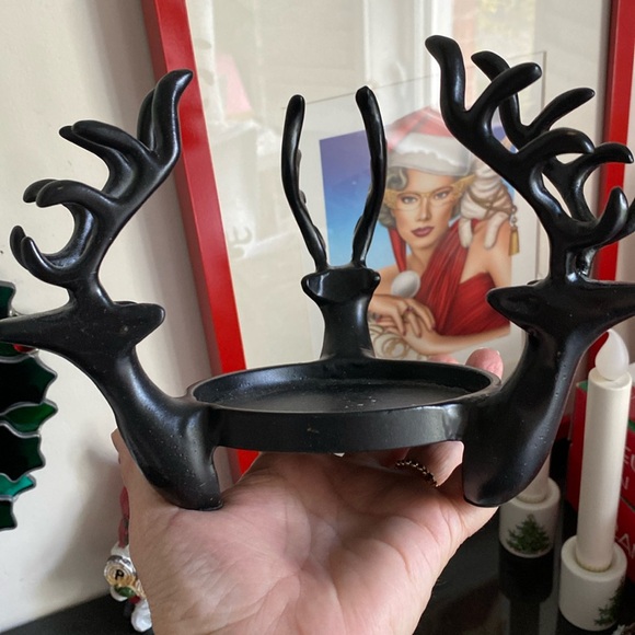 Pier 1 Noël red apple/cinnamon pilar candle! Carved! Moose heads candle holder! - Picture 3 of 16